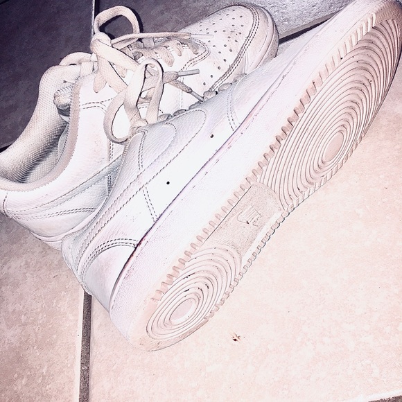 Nike Forces - Picture 2 of 3